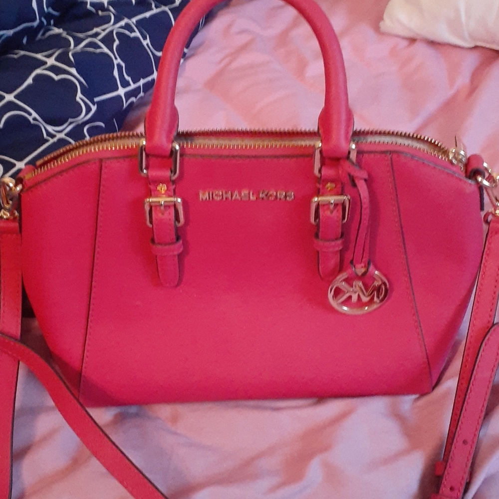 Michael kors purse